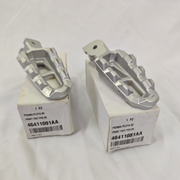 [New] Ducati OEM Footrest kit Pair 800 Scrambler Desert Sled 2017-2018 69928291A