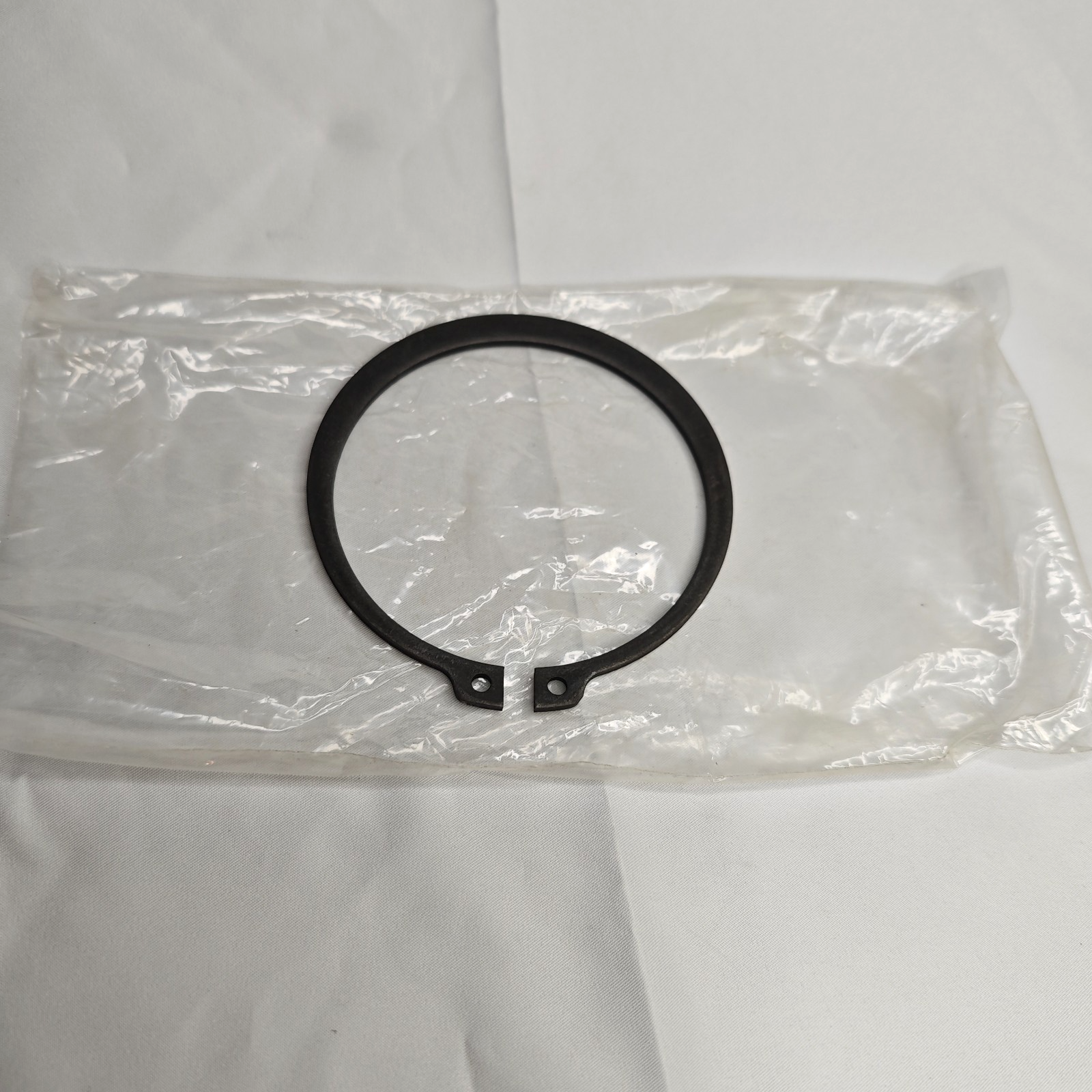 [New] Ducati Genuine Diavel 1200 Circlip 1 Piece 85X3 Seegering 88440511a
