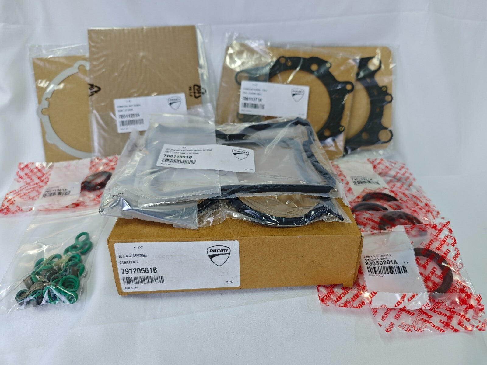 [NEW] Ducati Cylinder gasket kit - 1260 XDiavel, S 2016-2019 79120561B